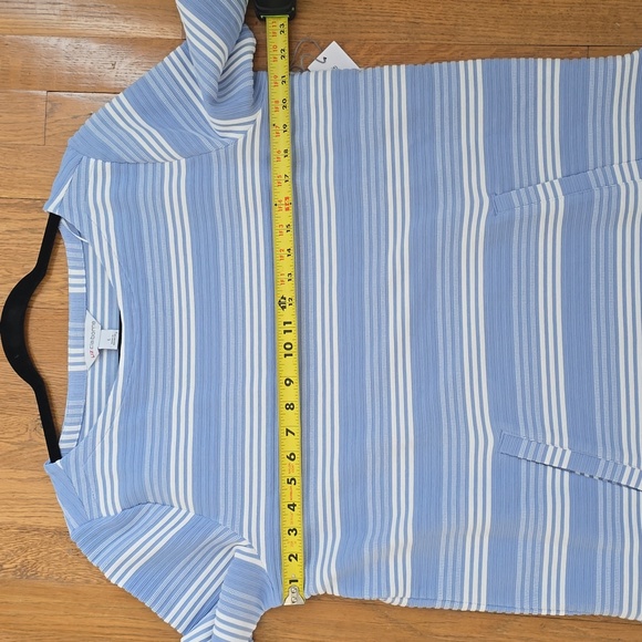 LIZ CLAIBORNE BRAND WOMEN'S BLUE & WHITE STRIPES 3/4 SLEEVES TOP SIZE LARGE - Picture 10 of 16